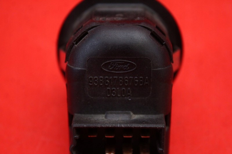 фото №7, Панель регулировки зеркал 938617b676ba ford fiesta mk6 02-08