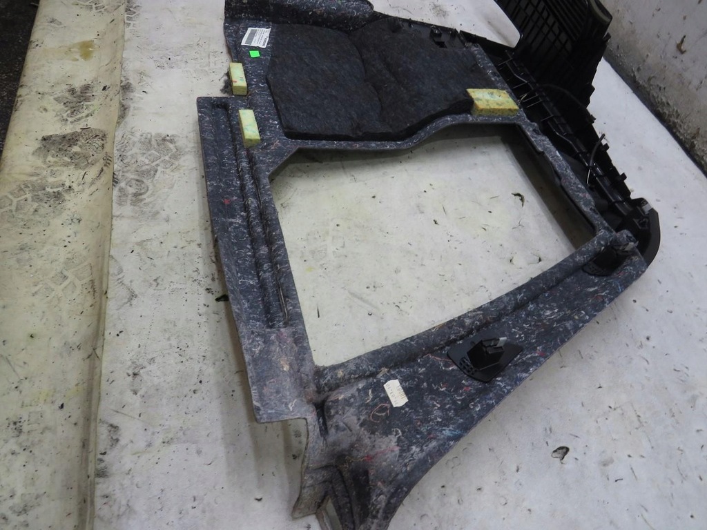 фото №6, Обшивка багажника левый audi q5 8r