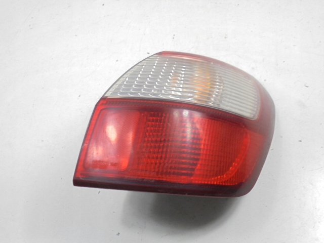 фото №8, Subaru legacy iii be 98-03 лампа задня права kombi 4836a ichikoh