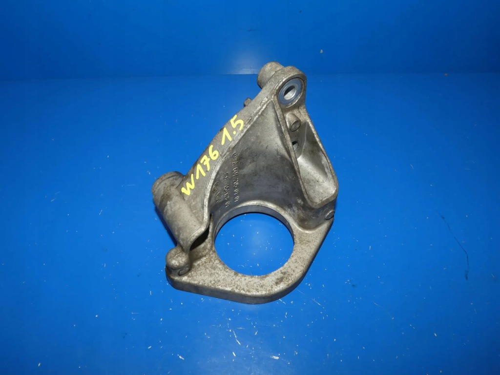 фото №1, Mercedes a w176 w246 w117 w156 1.5 d cdi dci кронштейн підпора піввісь