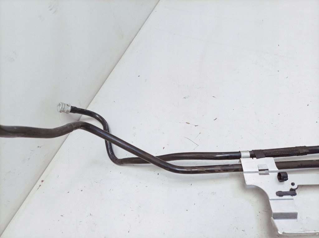 фото №11, Bmw i8 2016 фильтр паров топлива