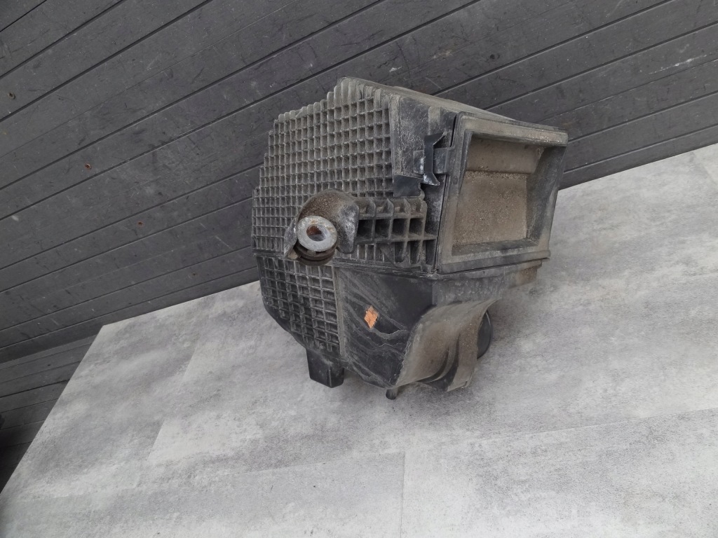 фото №1, Dacia dokker 2018 1.6 sce корпус фильтра воздуха