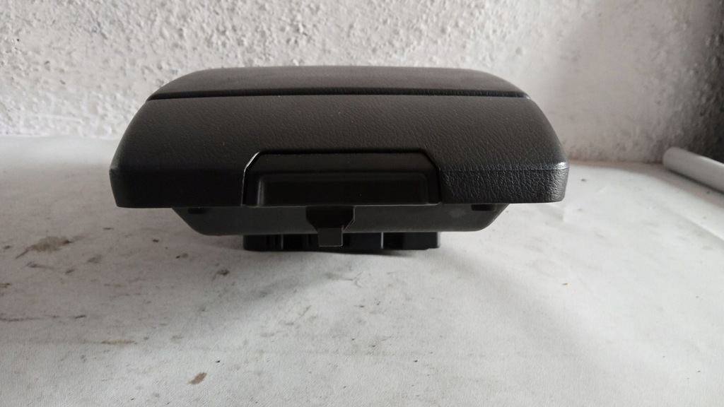 фото №13, Chrysler 300c dvd підлокітник бардачок тунель