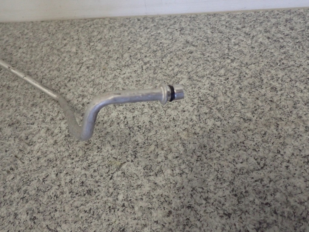 фото №4, Toyota iq 08- шланг кондиционера cienki