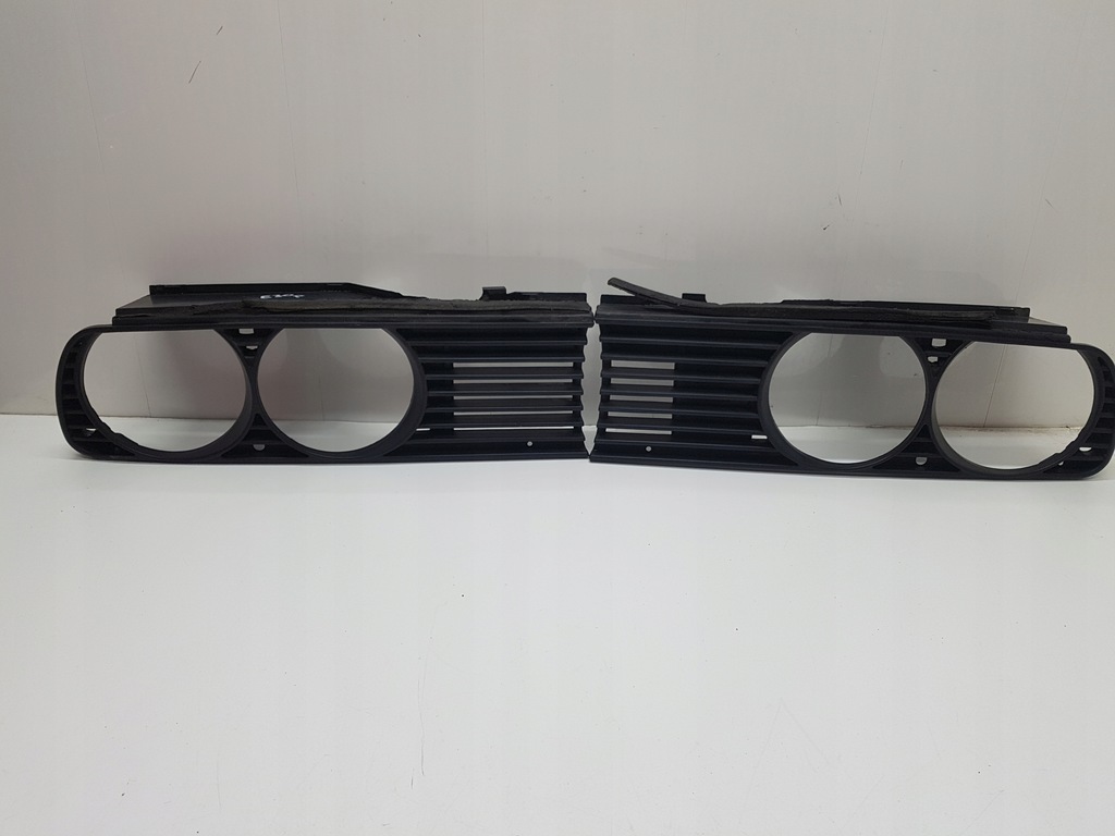 фото №1, Рамка панель фари лампи лівий bmw e30 1876091