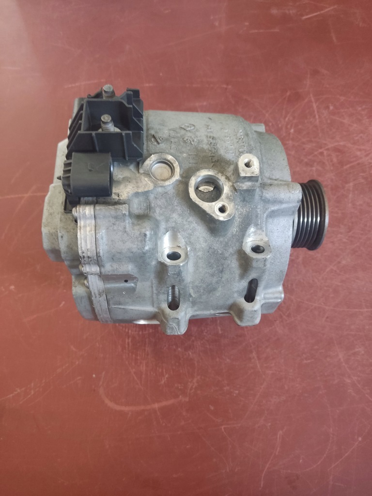 фото №13, Audi 4n0903028p g j n генератор