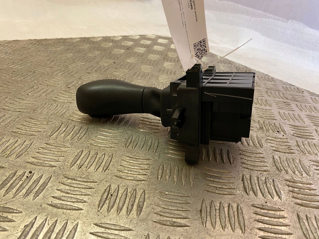 фото №9, Bmw x6 f16 2018 домкрат перемикання передач / нижній