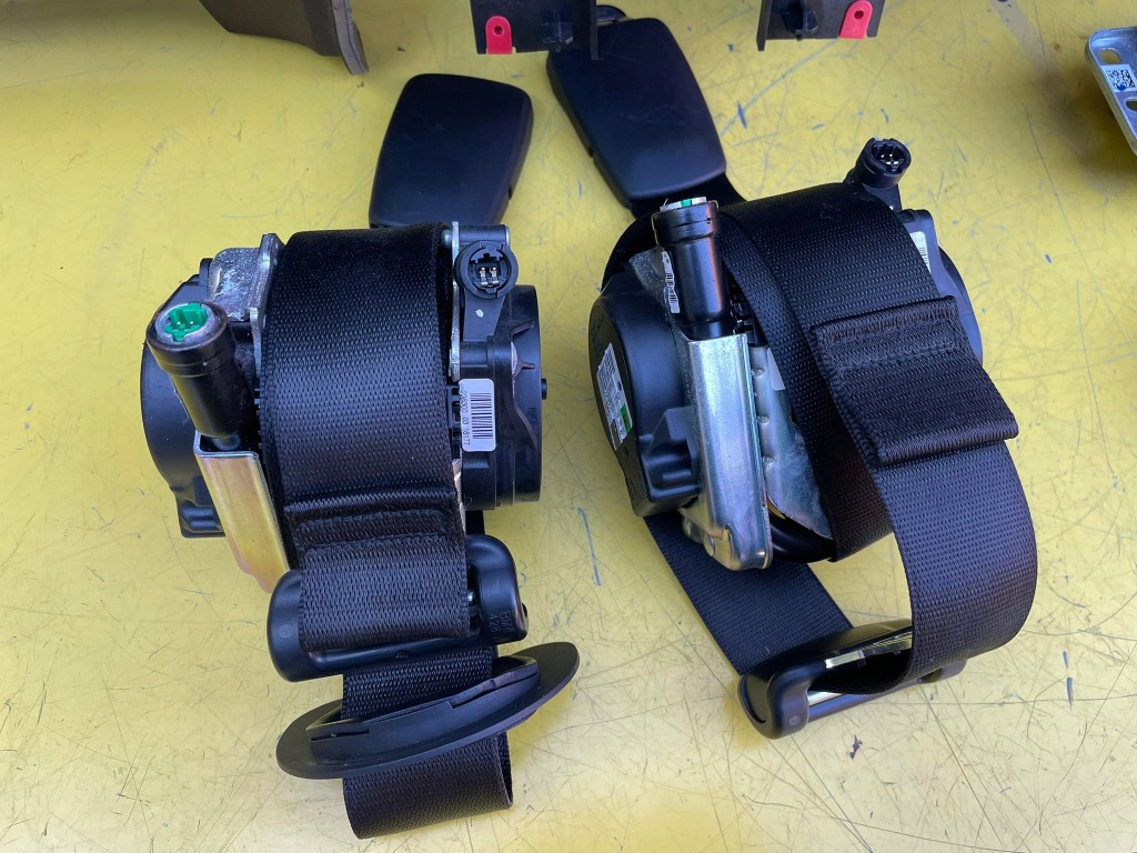 фото №12, Bmw x1 f48 консоль подушки безопасности воздушные ремни usa