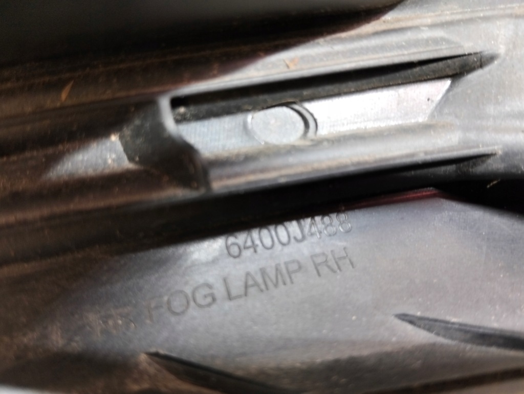 Mitsubishi outlander 3 решётка бампера правый  6400j304 6400j488 Недорого