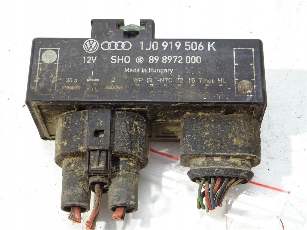 фото №1, Модуль вентиляторів vw golf iv 1.6b 1j0919506k