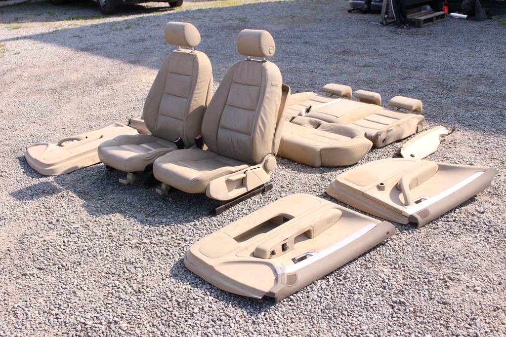 фото №6, Обшивки обивка дверь кожа audi a4 b7 sedan eu