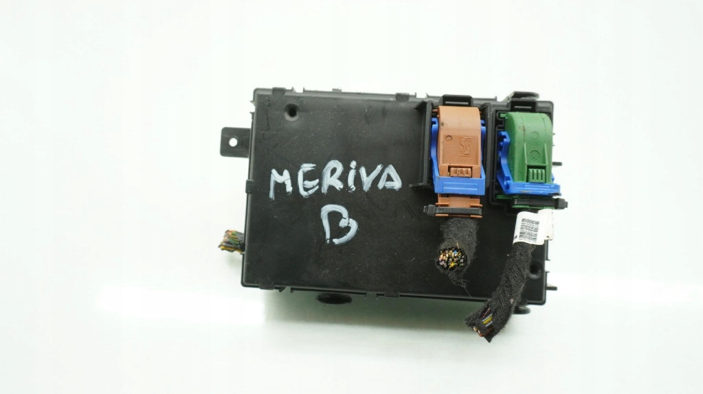 фото №1, Opel meriva b коробка запобіжників блок керування модуль bsi 13381900