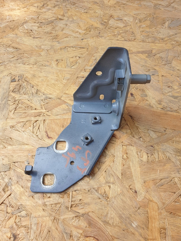 фото №1, Renault captur кронштейн кронштейн поперечина 641819714r