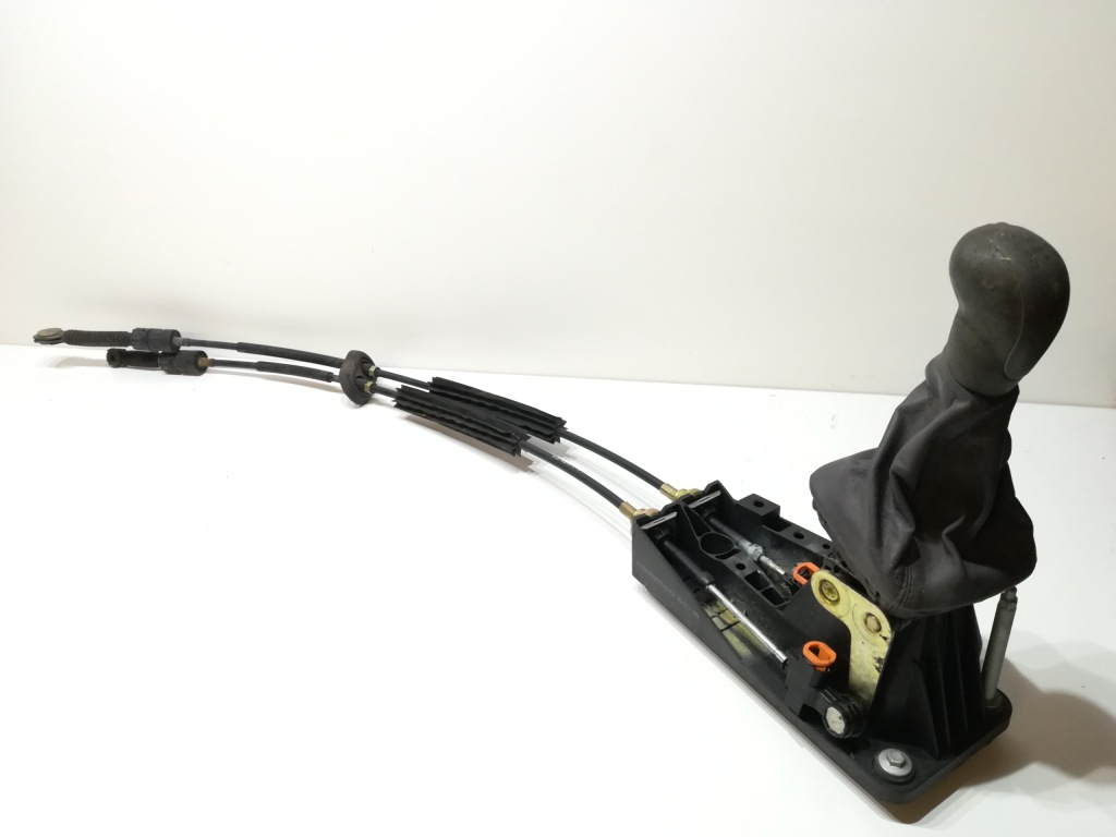 фото №8, Выборщик переключения передач с тросы mercedes a-klasa w168 a1683600109