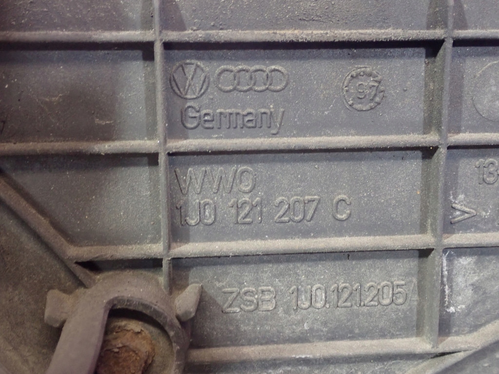 Skoda octavia 1 96-00 1.9 d 110km вентилятор радиатора 1j0121207c 6 pin Киев