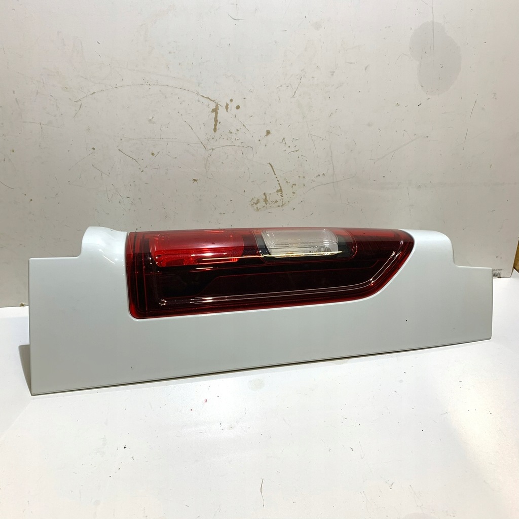 фото №1, Лампа задняя правая задняя ov369 265a13620r renault trafic iii iv