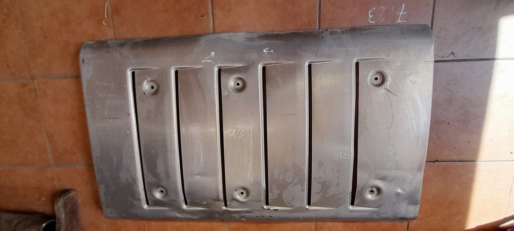 фото №7, Mercedes w960 actross захист лист жалюзі