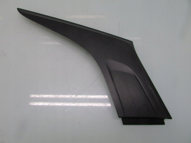 фото №1, Swift mk8 17r молдинг крыла правая задняя задняя