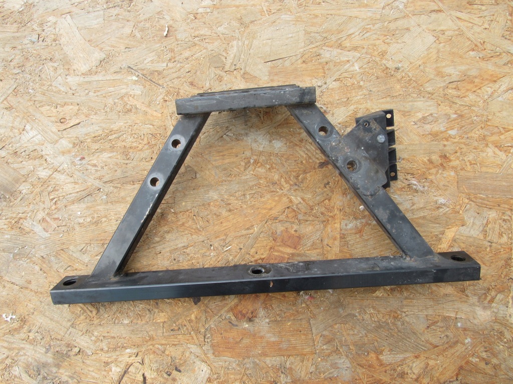 фото №1, Bmw z4 e89 кронштейн усилитель амортизатор задняя