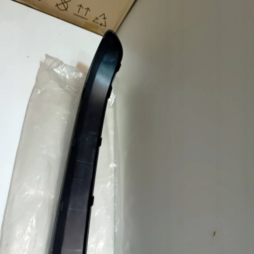 фото №9, Hyundai getz 02-05 накладка молдинг бампера заднього задня nowa oem