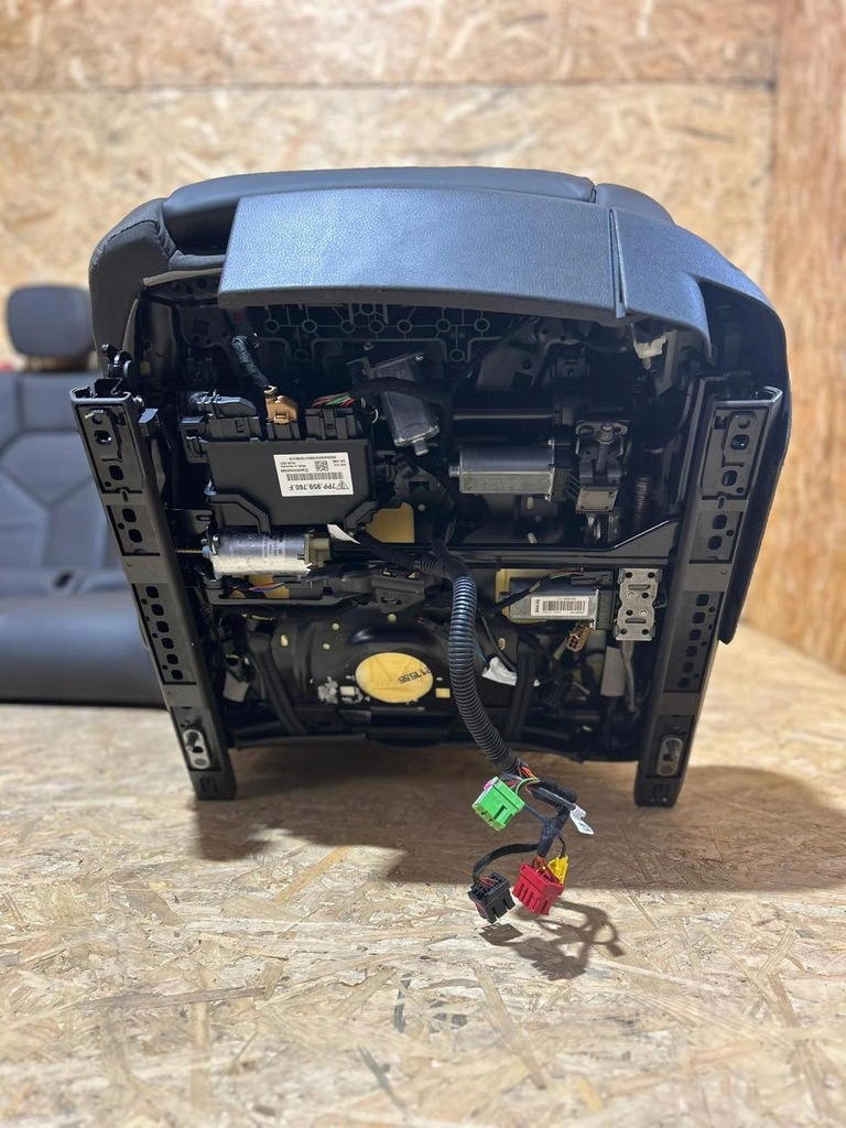 фото №11, Porsche macan lift середина салон сидіння заднє сидіння обшивки шкіра