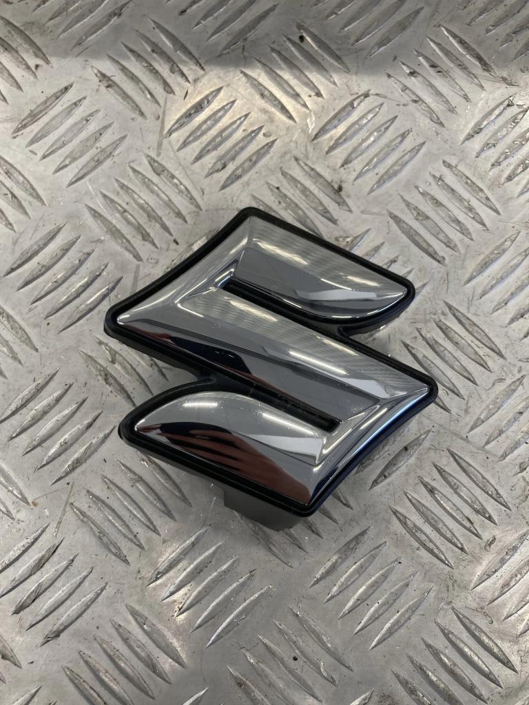 фото №1, Эмблема бампера перед suzuki sx4 s-cross 16- lift