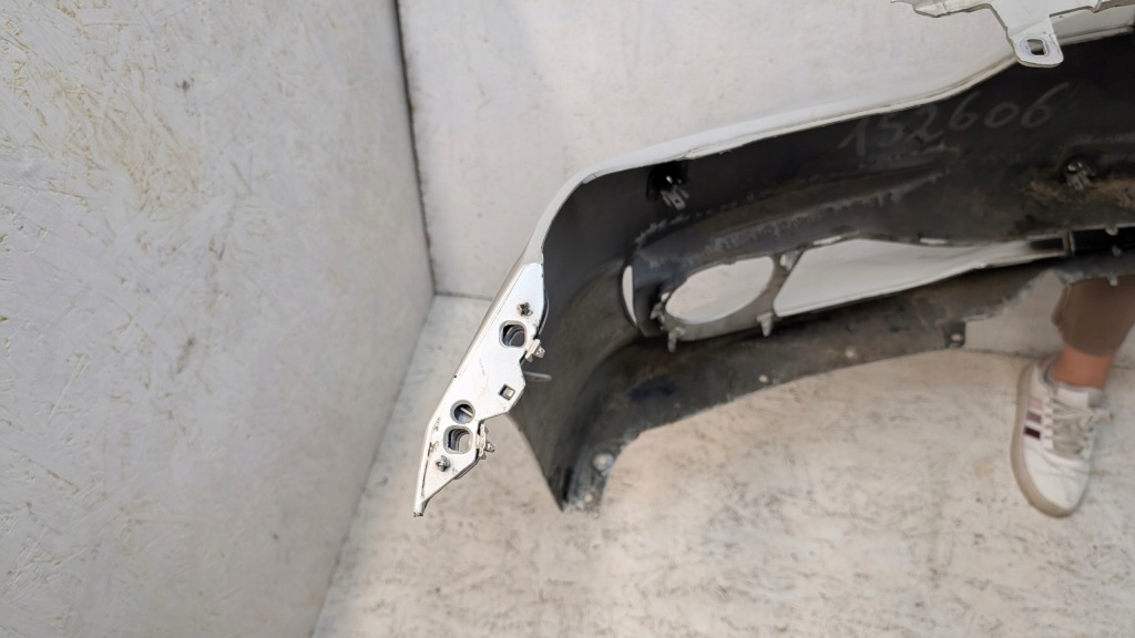 Bmw 3 f30 f31 4xpdc бампер перед передний в Украине