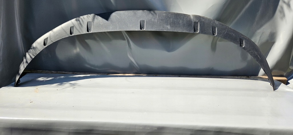 фото №8, Porsche taycan накладка-спойлер спойлер бампер бампера перед 19-