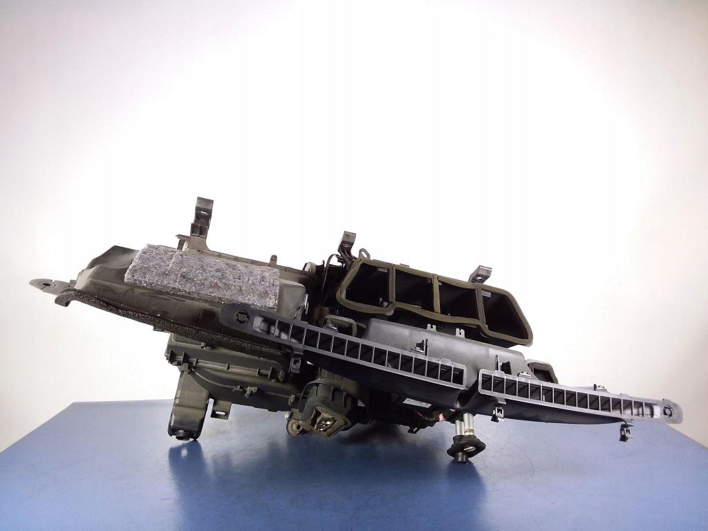 фото №1, Toyota yaris iii отопитель воздуходувка 87050-0d250