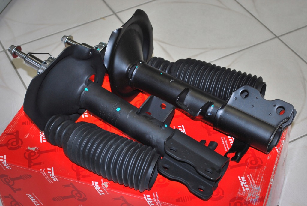 фото №3, Амортизатори tył+osłony nissan x-trail t30 trw kpl