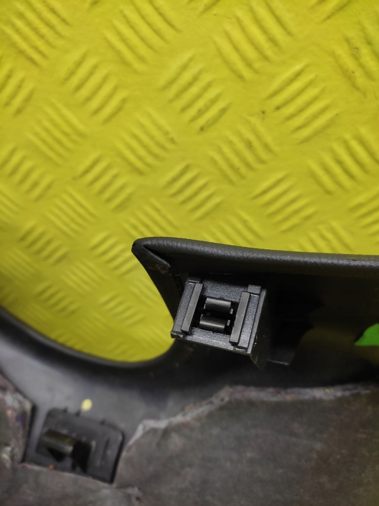 фото №8, Mercedes w203 захист консолі a2036802487