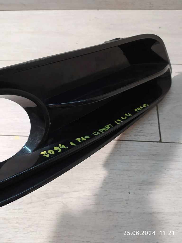 9034. bmw 1 f20 sport решётка бампер левая перед 7371667 Недорого