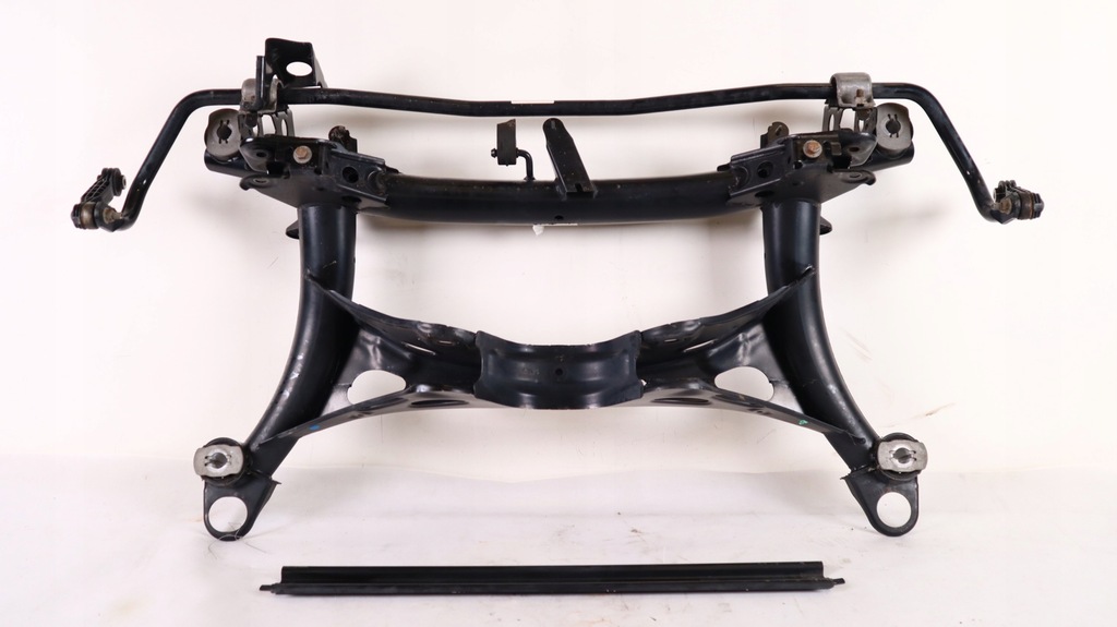 фото №1, Volvo xc40 t5 підрамник задня