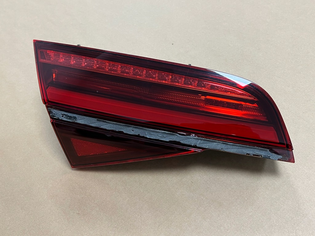 фото №1, Audi s8 a8 d4 лампа задня matrix 4h0945093n lift