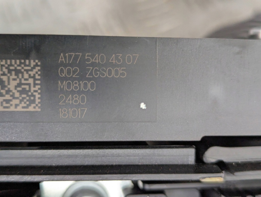 A-klasa w177 2018-2025 1.3 cgi коробка предохранителей Доставка