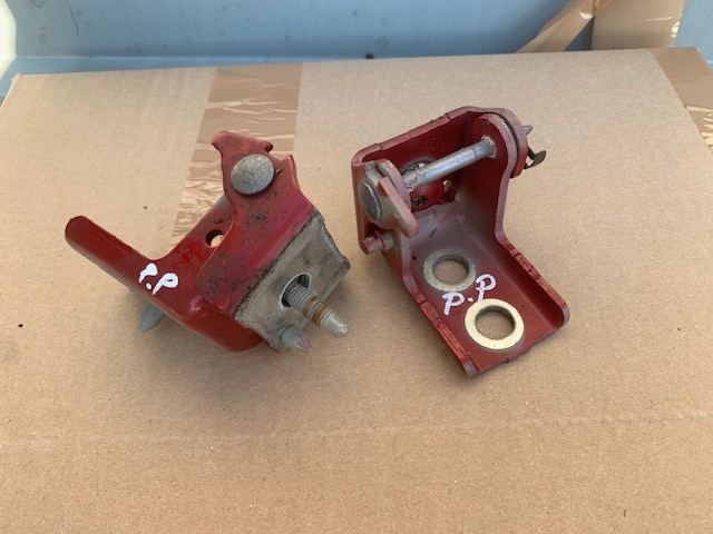 фото №1, Петлі двері правий перед c4 grand picasso ii