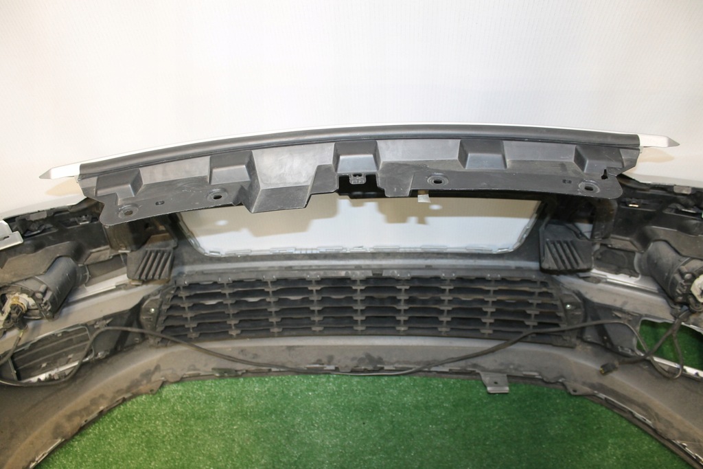 фото №8, Citroen c3 picasso 2008-2012 бампер передний перед