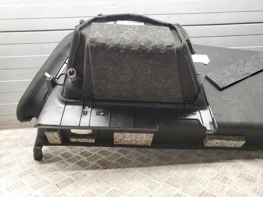 фото №6, Audi a6 s6 c7 4g 2016 задняя сторона правая нижний панель бардачка колеса запасного