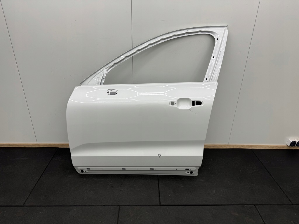 фото №1, Volvo xc60 ii 2017r-- двері ліва передні перед