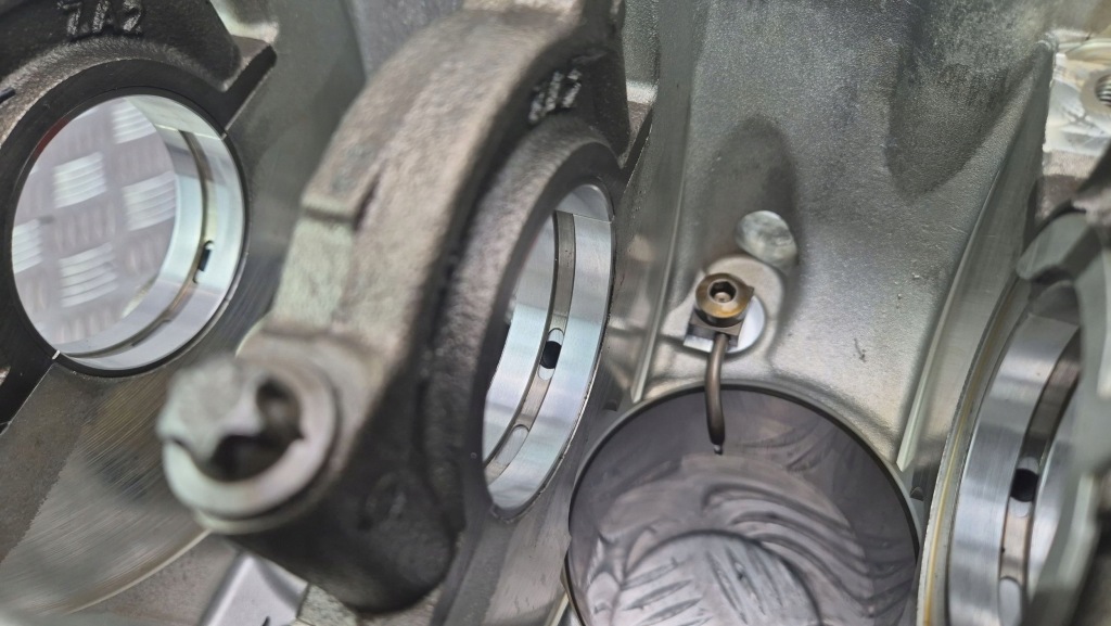 Блок двигателя mercedes a200 w176 r2700106100 m270.910 Оригинал