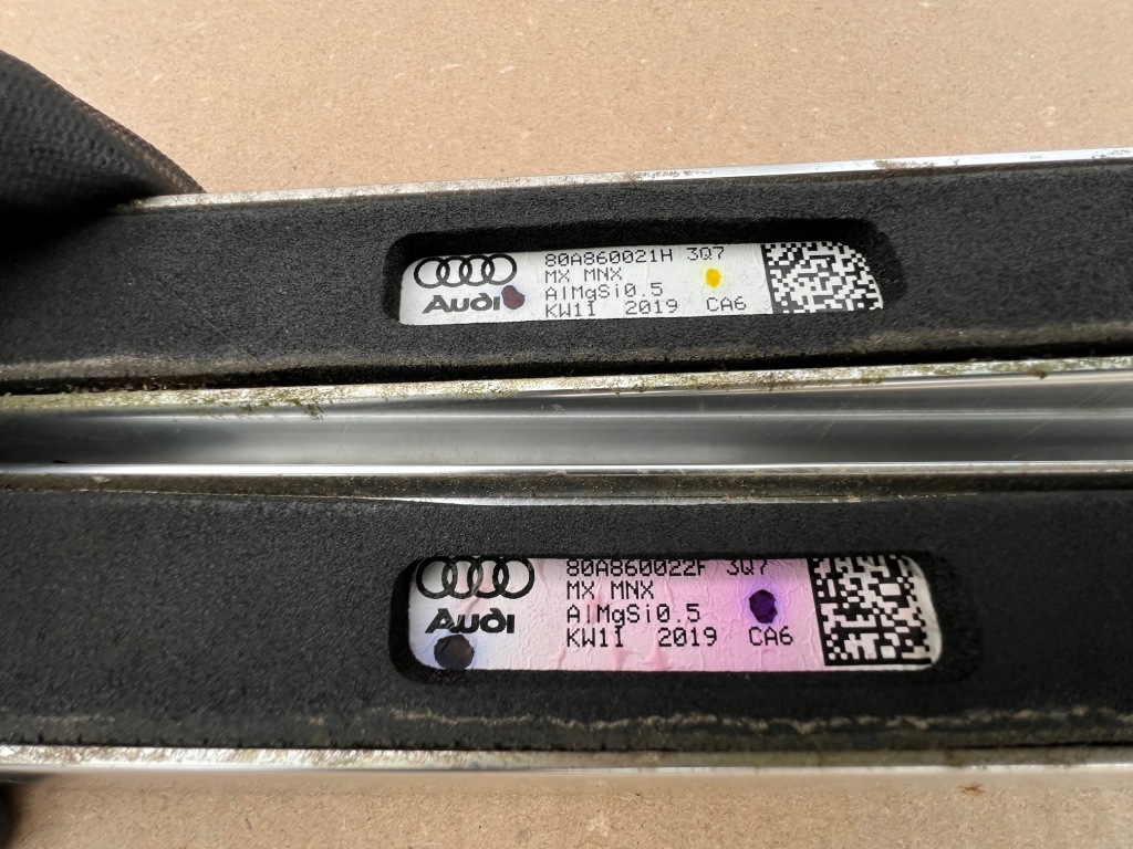 Audi q5 80a рейлинги кровельные хром правый  левое  комплект 80a860022f 80a860021h Доставка