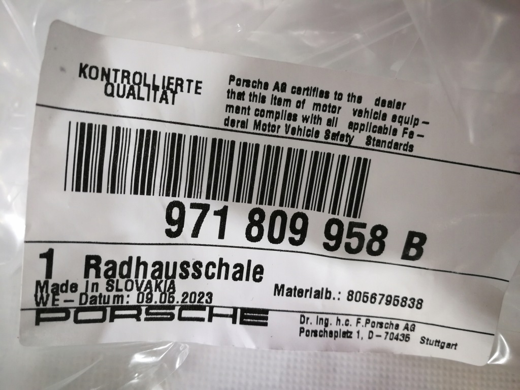 фото №10, Подкрылок правый перед часть передняя porsche panamera 971 971809958b