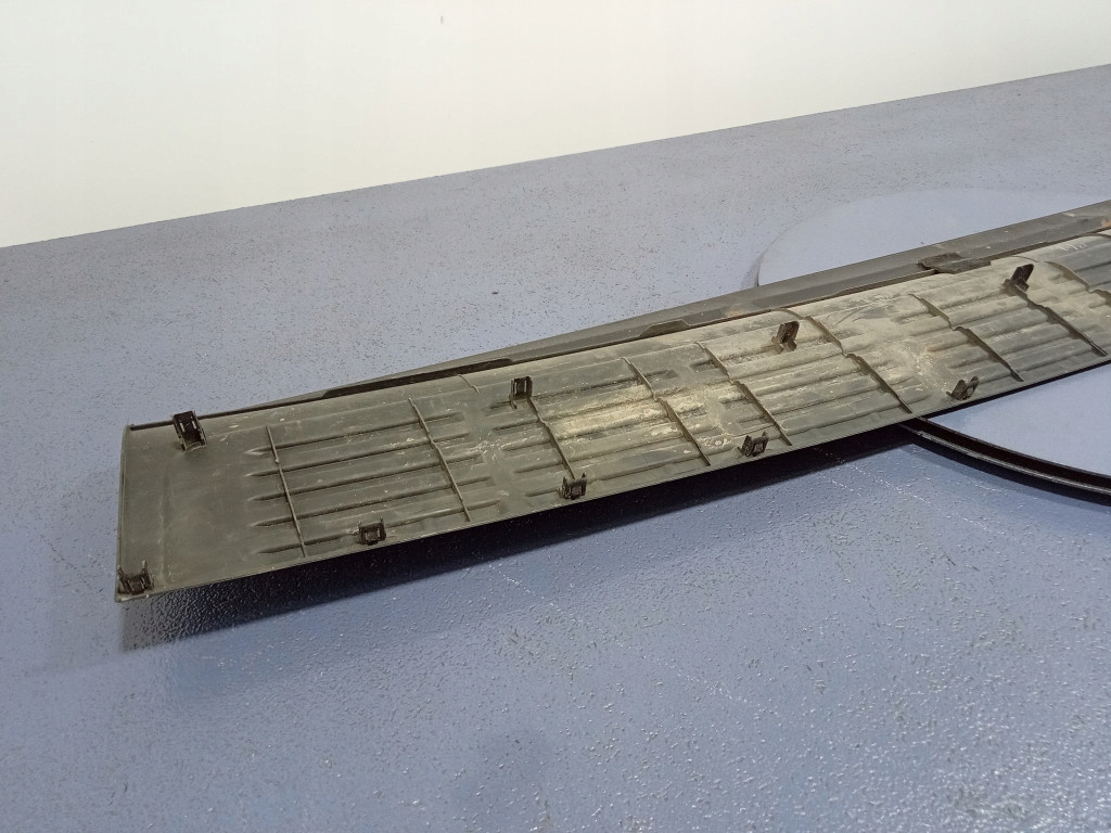 фото №6, Toyota land cruiser lc200 12-15 молдинг накладка бампера задняя 52162-60040