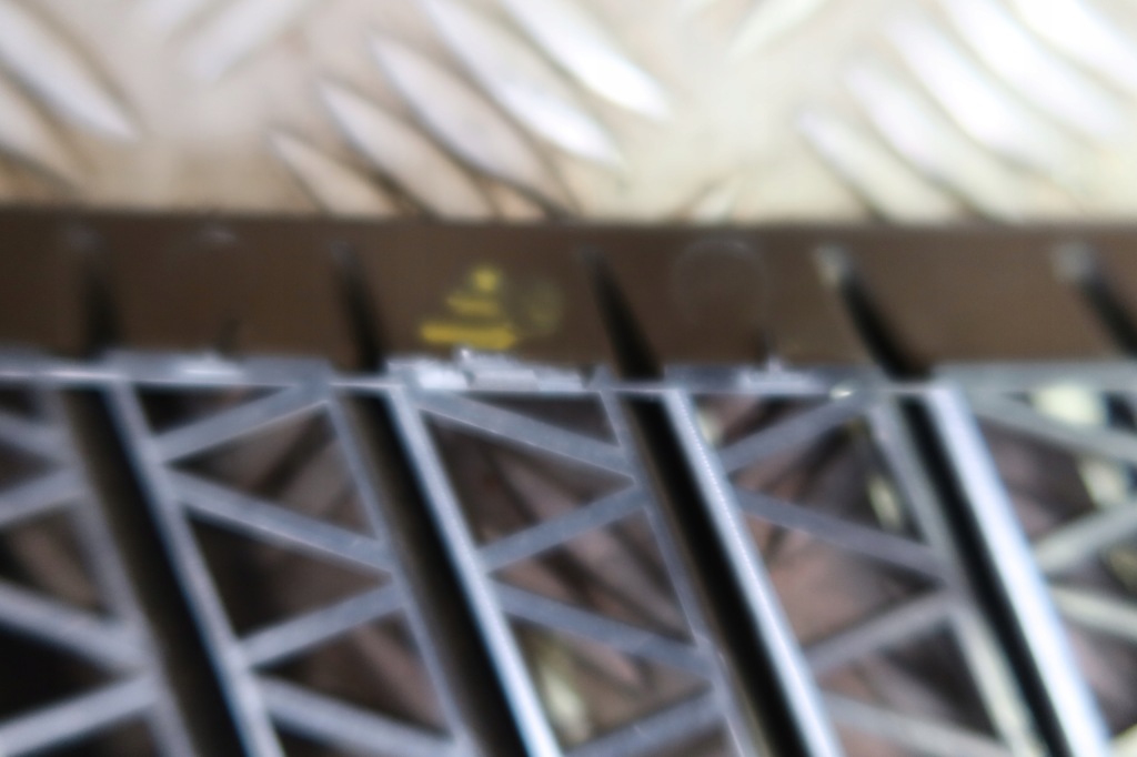 фото №5, Mercedes-benz оригинальный номер a9068360618 решётка бампера l