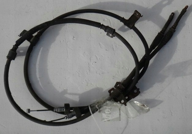 фото №1, Hyundai i30 i lift 11 r тросы тормоза ручного