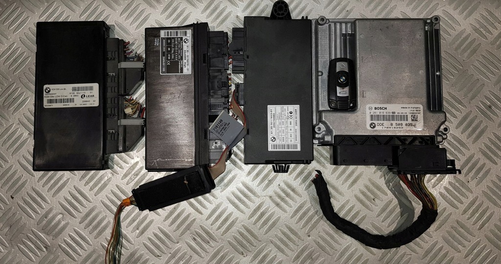 фото №9, Bmw e60 e61 3.0 d m57n2 300km набір стартовий бортовий комп'ютер двигуна cas 8509035