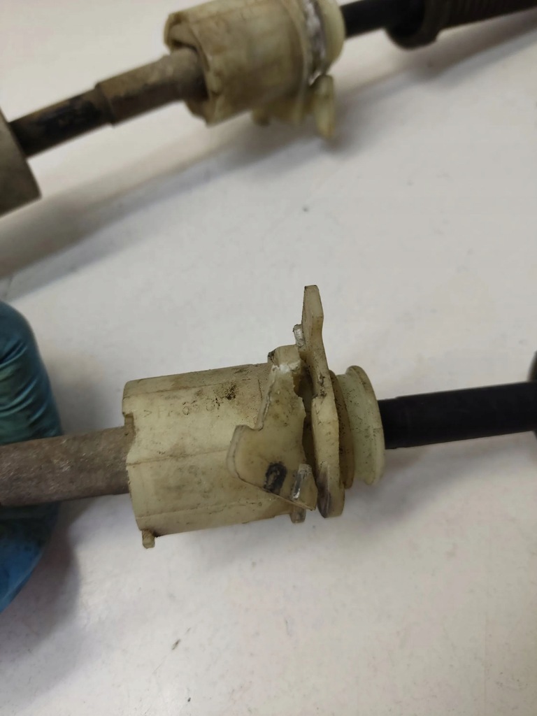 фото №16, Mini one - cooper f56 f55 2014 троси перемикання передач 8632612