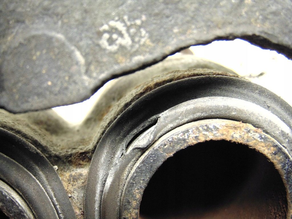 фото №7, Суппорт тормозной правый перед mitsubishi pajero iv