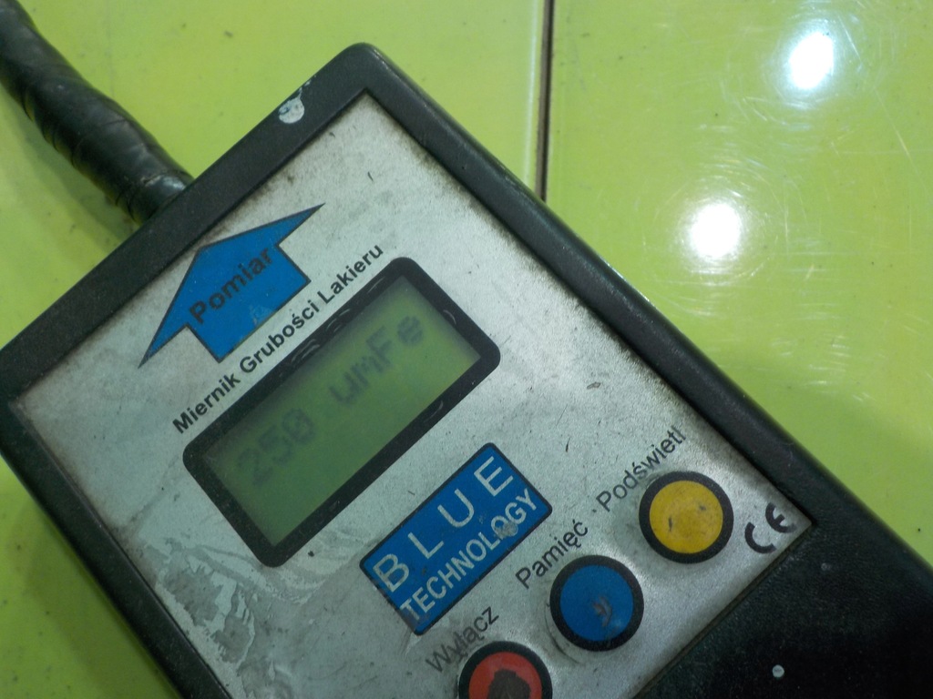 фото №5, Kia carnival ii 2.9 crdi 08r 5d капот