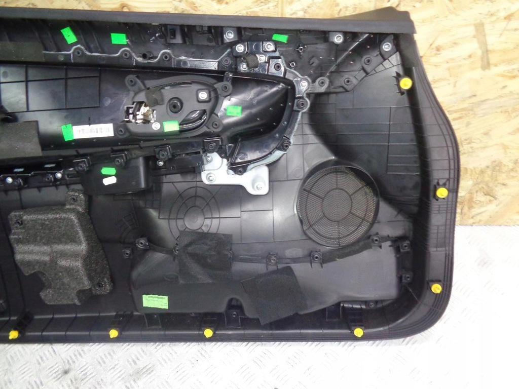 фото №8, Обшивка обивка дверь правая kia pro ceed proceed 2 ii 3d 12- 82340-a2700